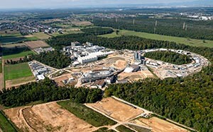 Mehr Informationen zu "Cat beim Projekt FAIR in Darmstadt"