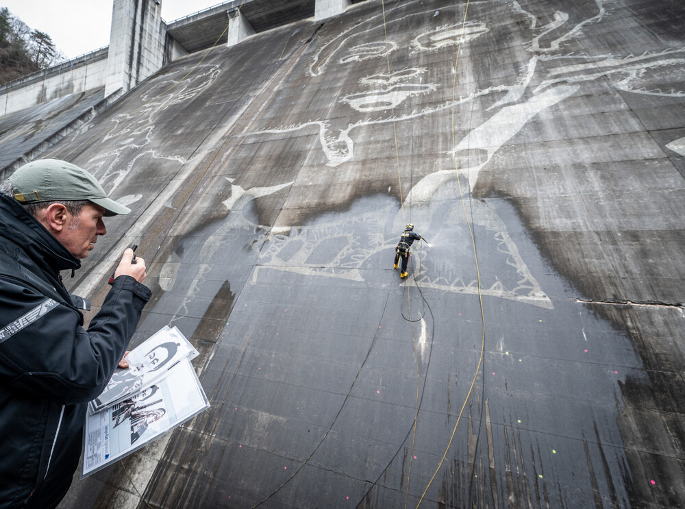 Kaercher_Reverse Gra~Samurai Japan_5.jpg