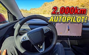 Mehr Informationen zu "TESLA FSD"