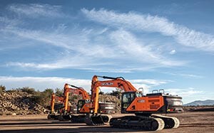 Mehr Informationen zu "DEVELON Smart-Crawler-Bagger"