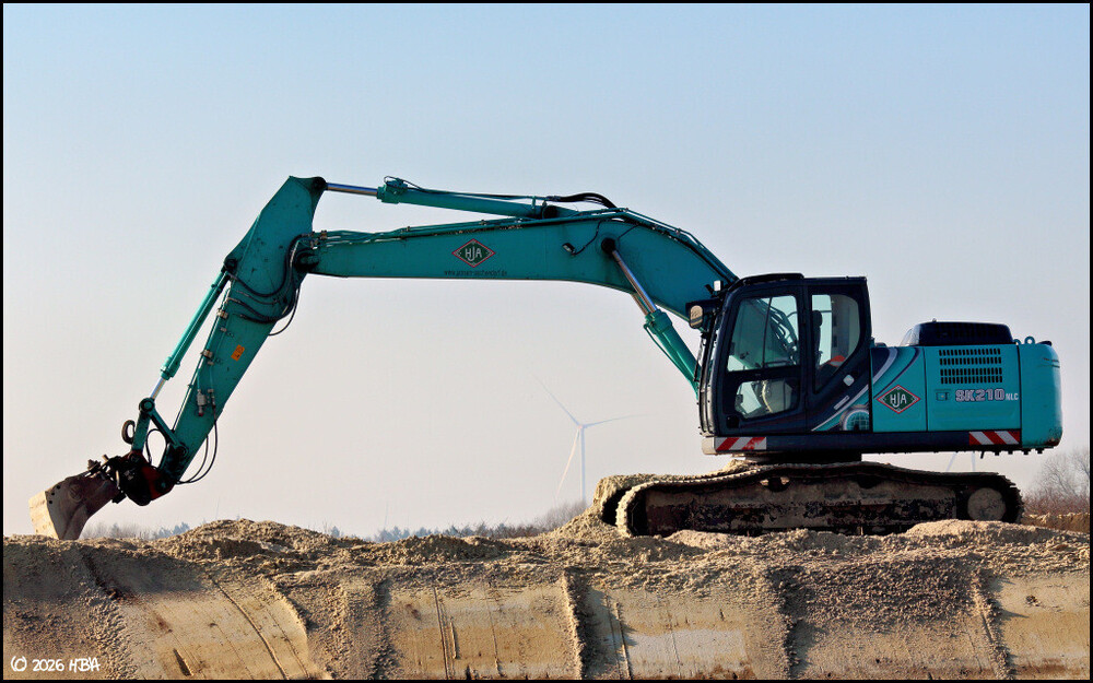 Kobelco_SK210NLC_Rhede.thumb.jpg.e2b7b04fdd315529f7246977439548da.jpg