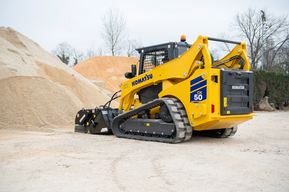 Komatsu CK50-8 (4).jpg