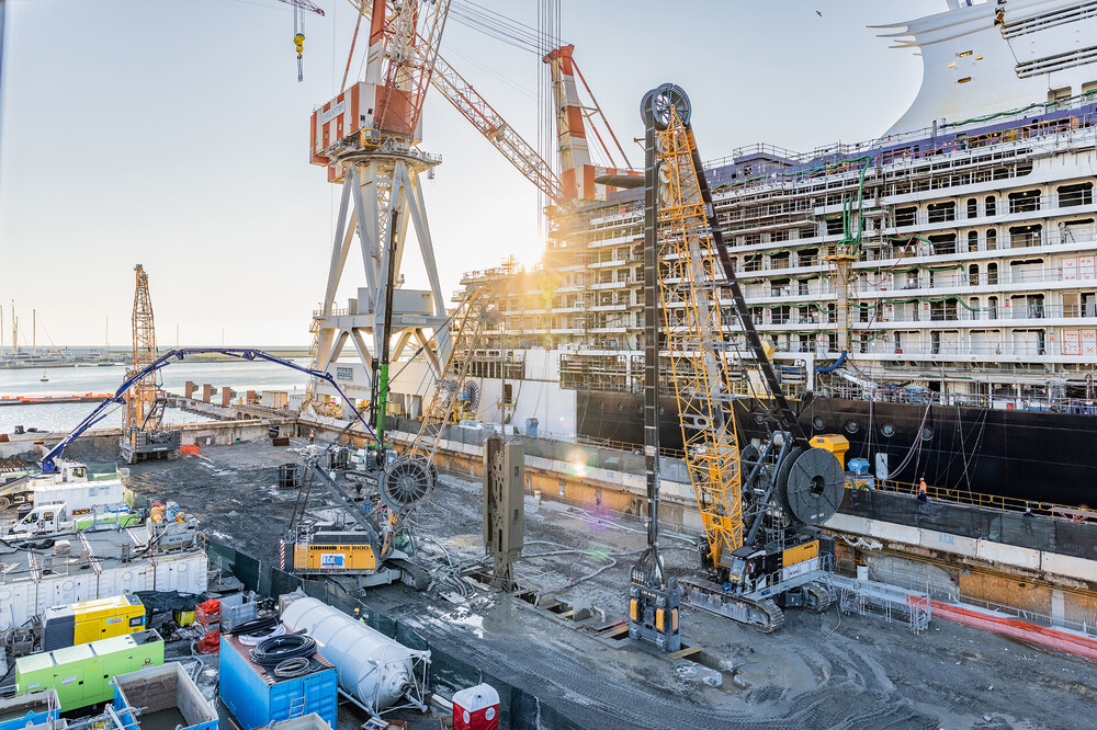 liebherr-rcm_2_300dpi.jpg