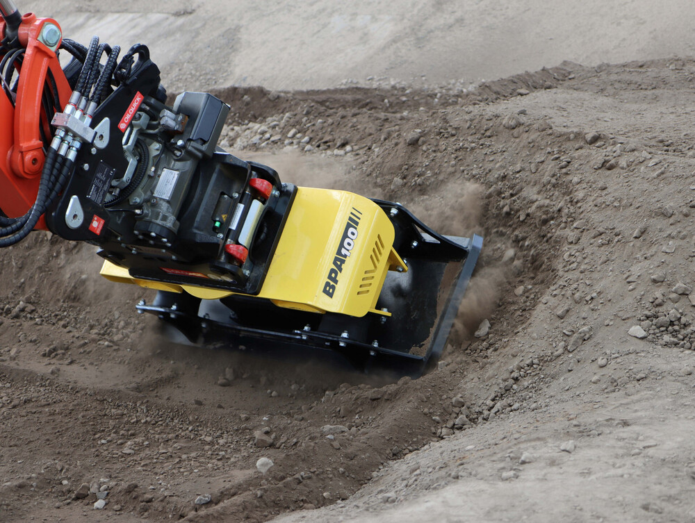 02_BOMAG_BPA_100_300.JPG