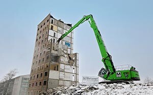 Mehr Informationen zu "SENNEBOGEN 870E Demolition"