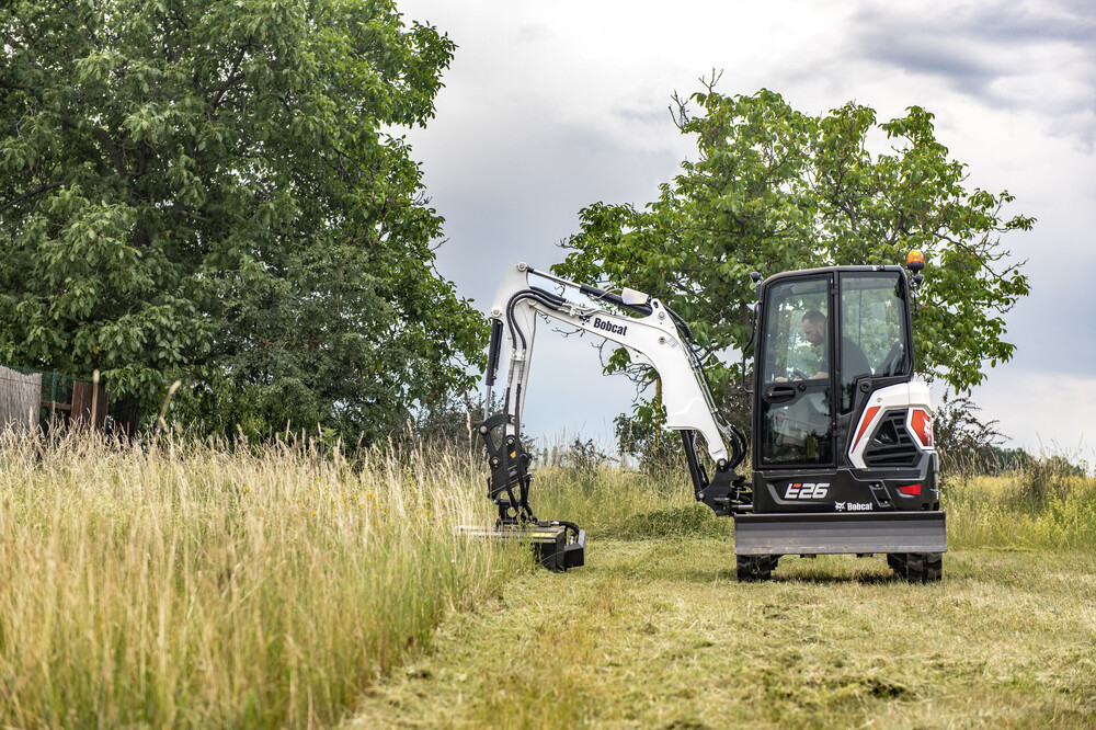 E26-Flail-Mower-Landscaping-190620_DSC_5868.jpg
