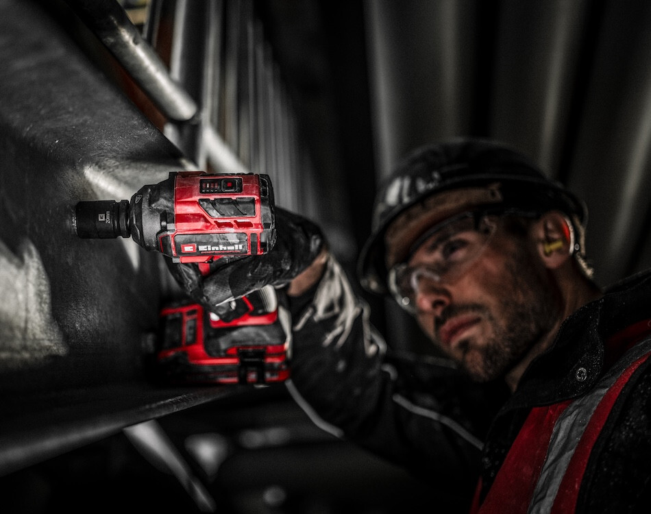 Einhell_Header_Akku-Schlagschrauber_TP-CW_18-350-CLiBL.jpg