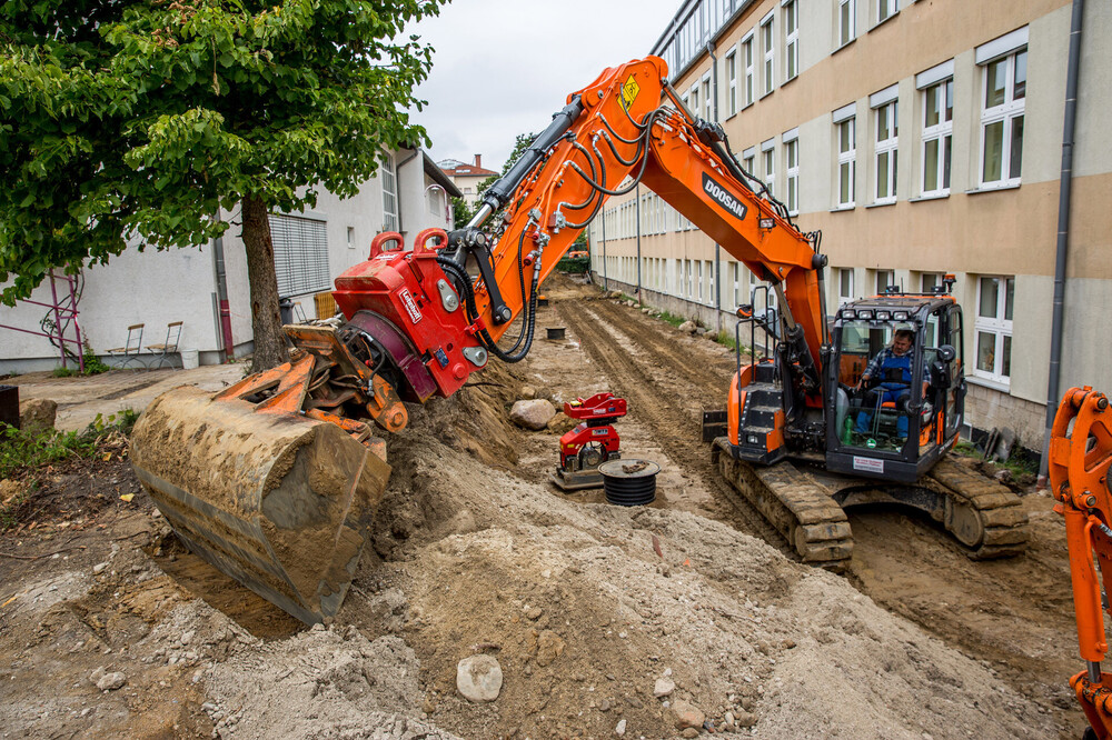LH2603_Grabenraumlöffel.jpg