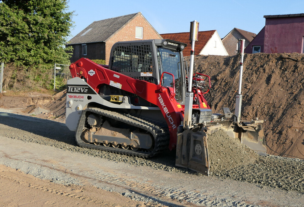 Takeuchi Raupe 2.JPG