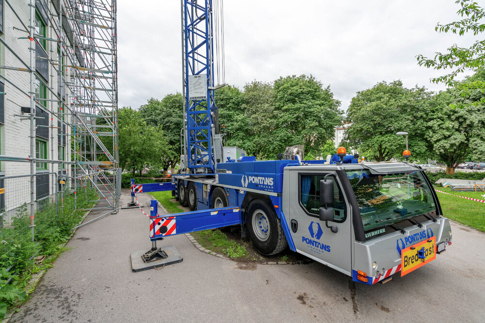 liebherr-mk-88-4-1-pontans-uppsala-04-300dpi.jpg