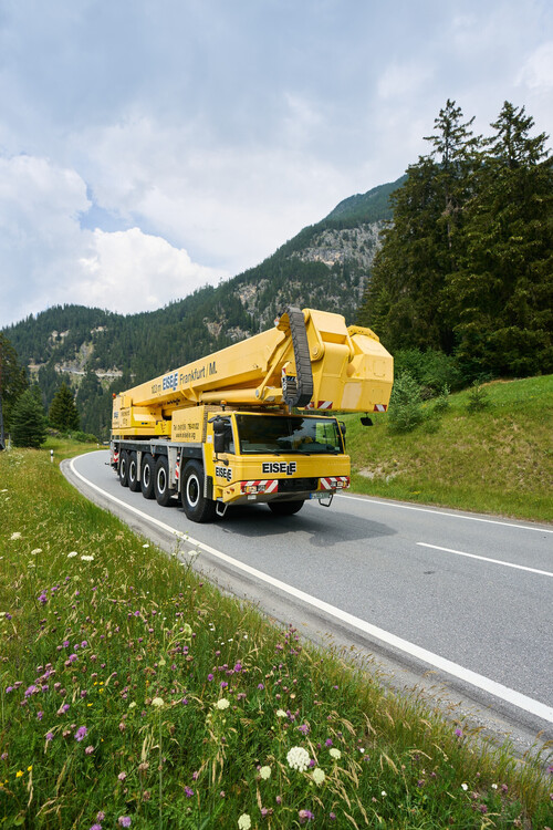 Hagedorn Presseofoto_Die Wumag WT 1000 von Eisele mit 103 Metern Arbeitshöhe.jpg